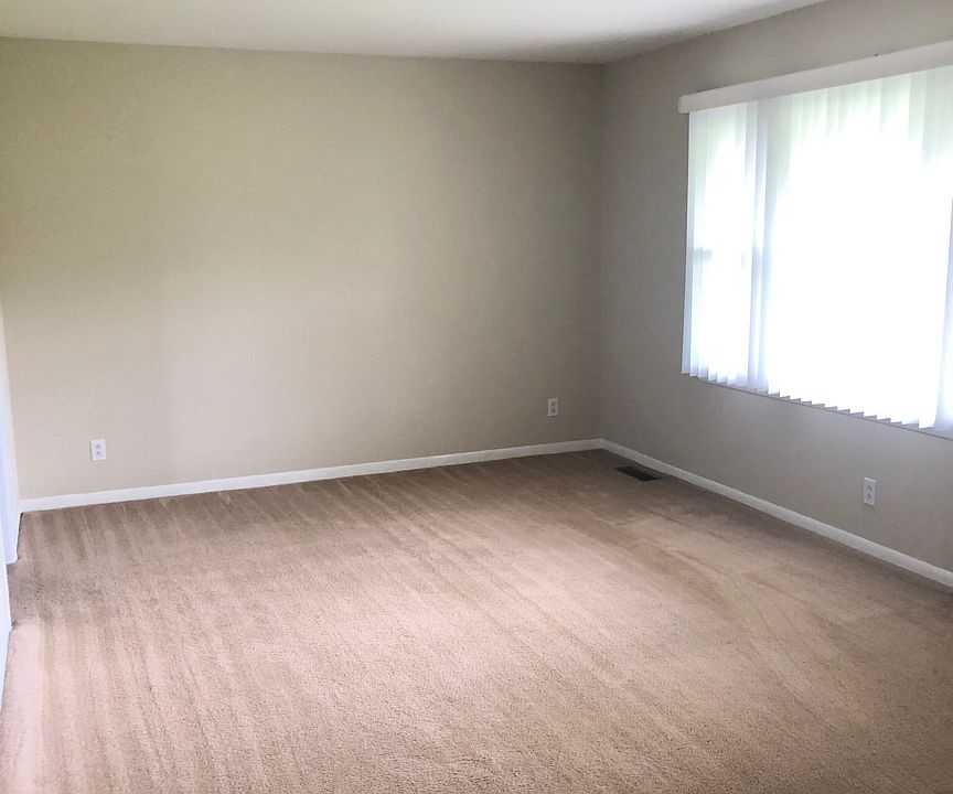 Spacious living room.