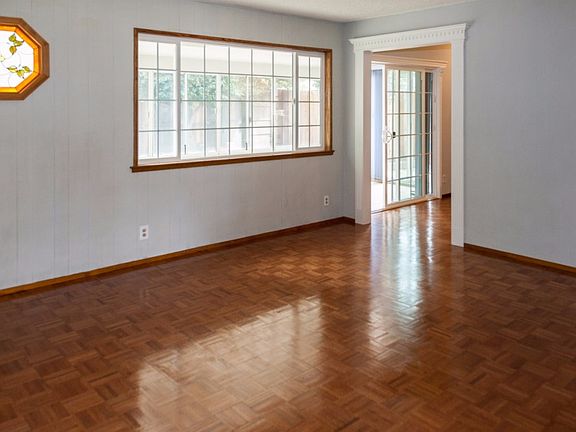 2nd image of 8916 Twin Falls Dr