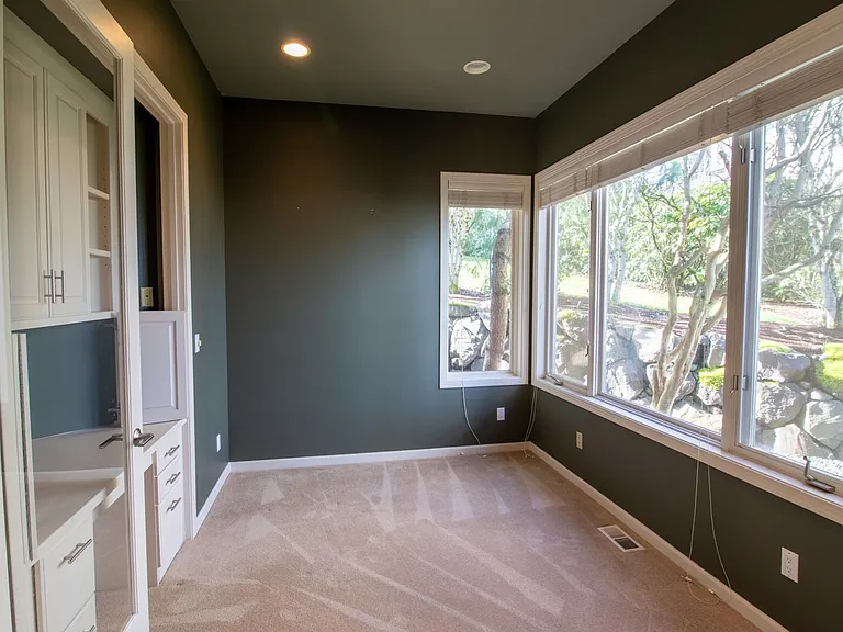 15831 SE 45th St — Photo 17