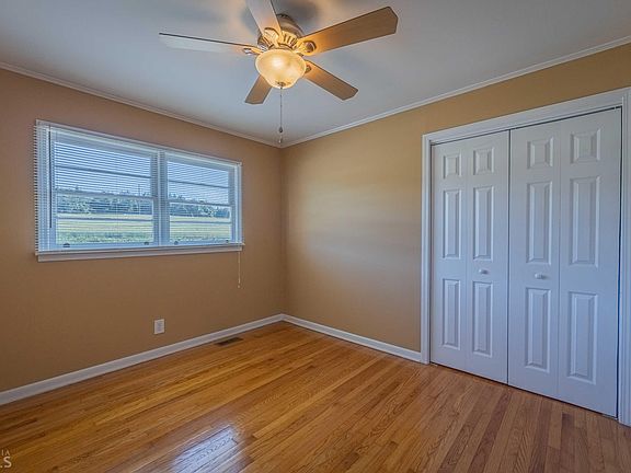 4th image of 7952 Lavonia Hwy
