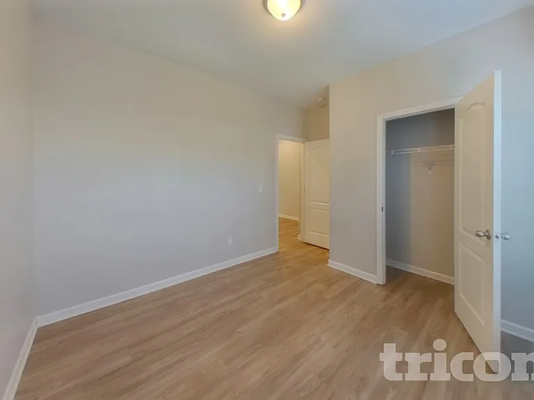 7138 Cuddington Dr — Photo 12