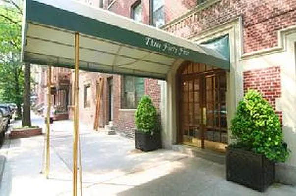 Sold by Corcoran | media 6