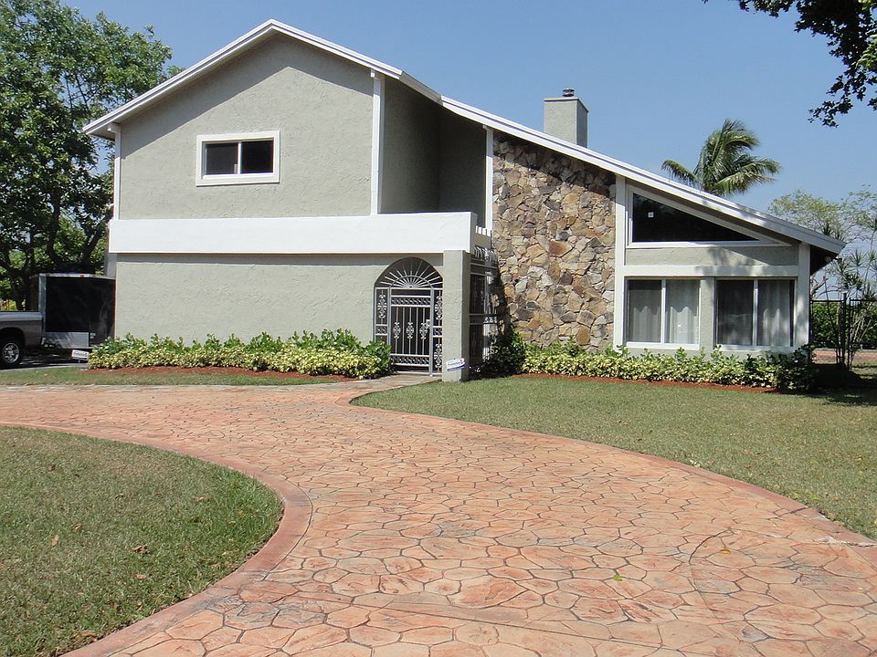 1st image of 9651 W. Calusa Club Dr