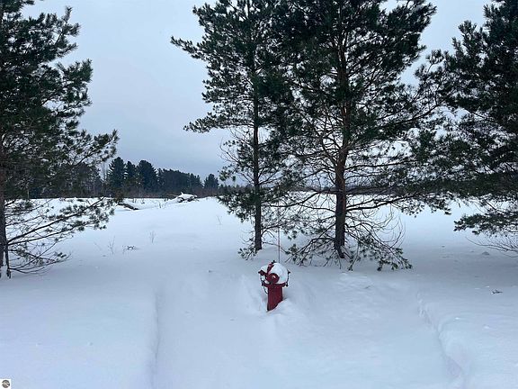 5th image of Kresnak Rd