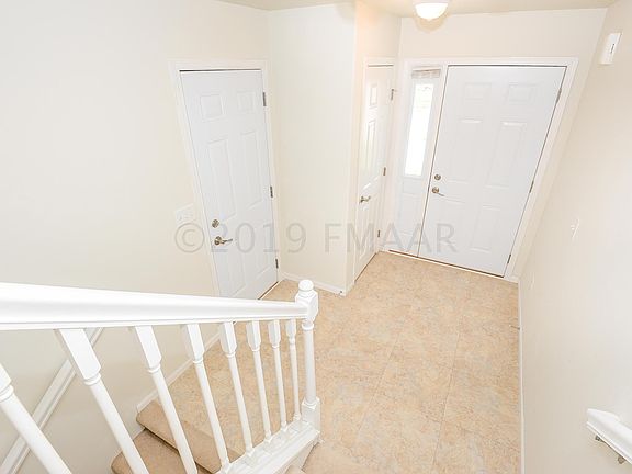 5th image of 3136 Foxtail Dr E