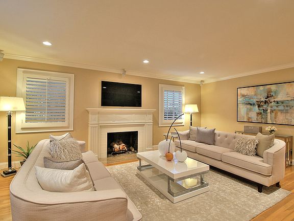 4th image of 1457 Mercer Ave