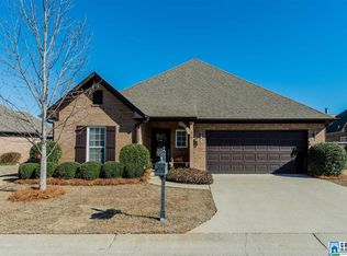 328 Creekside Ln, Pelham, AL 35124