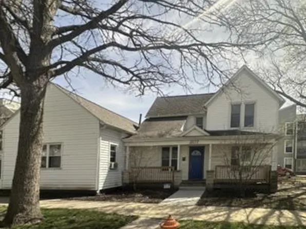 207 E Clark St #1, Champaign, IL 61820