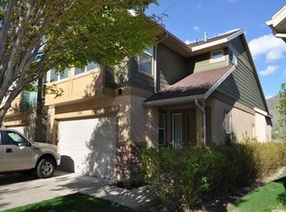 792 Spring Pond Dr, Farmington, UT 84025