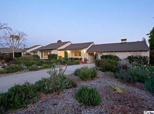 840 Vallombrosa Dr, Pasadena, CA 91107