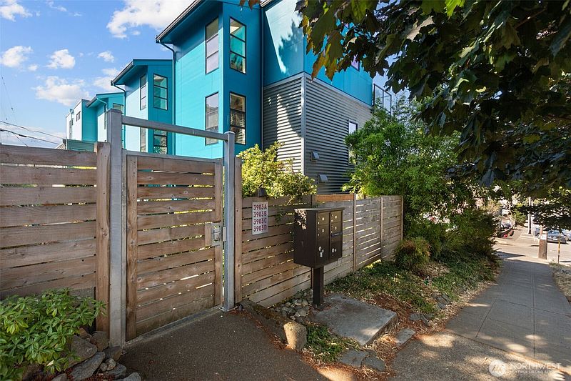 5th image of 3903 S Ferdinand Street #D