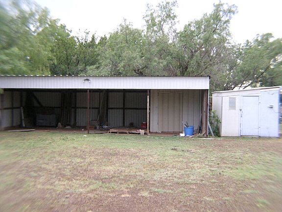 2nd image of 103 N Alto Ave