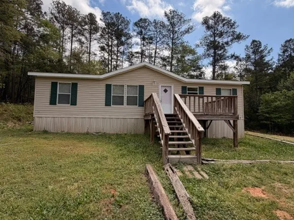 1336 Pine Hill Dr, Elberton, GA 30635