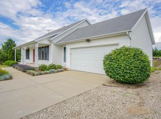 65208 M 62, Cassopolis, MI 49031