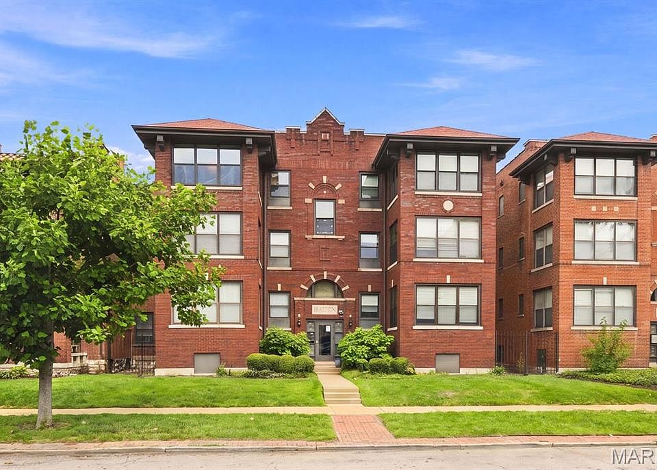1st image of 5625 Pershing Ave #11