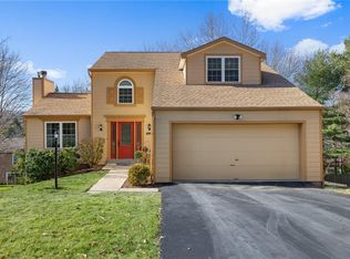 120 Valley Forge Dr, Cranberry Township, PA 16066