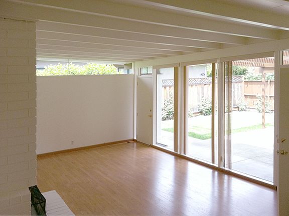3rd image of 3098 Stelling Dr