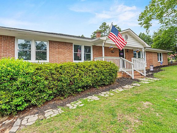 3rd image of 1111 Price Cir