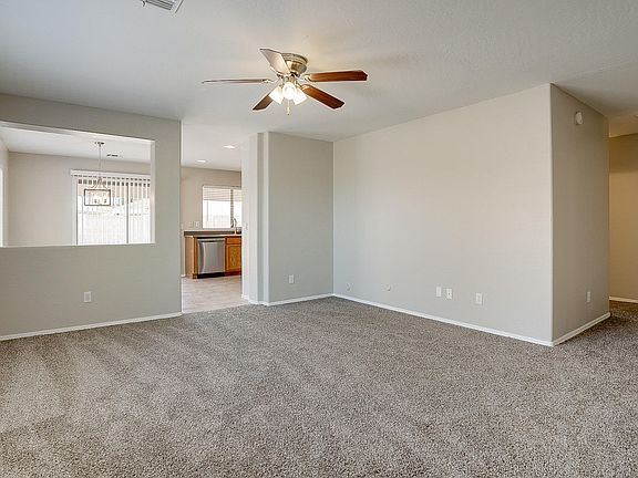 4th image of 33183 N Cat Hills Ave