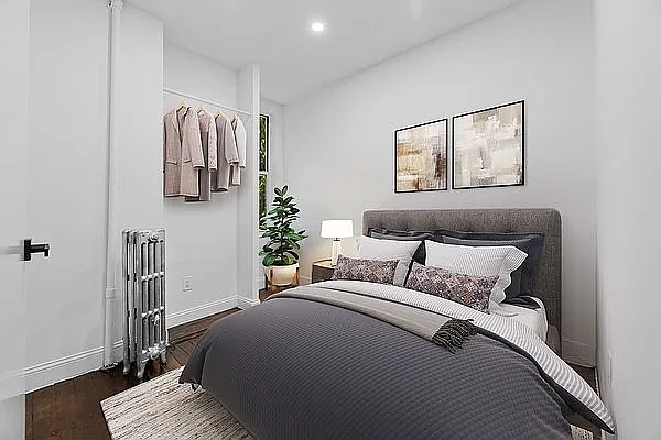 Rented by REAL New York | media 12