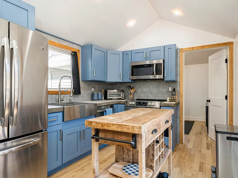100 Poplar Ln — Photo 19