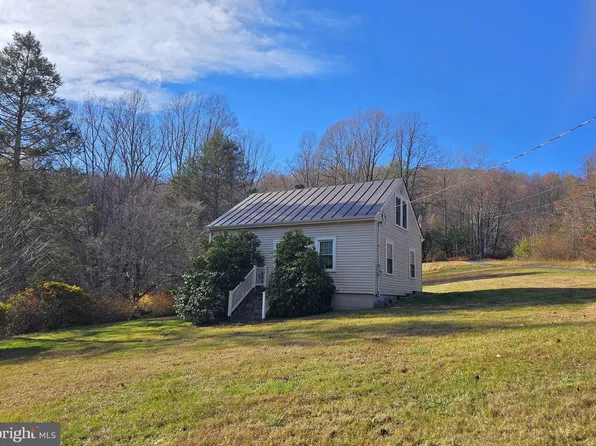 1935 Champe Plain Rd, Etlan, VA 22719