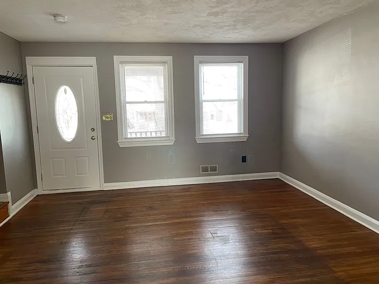 7325 Conley St — Photo 3