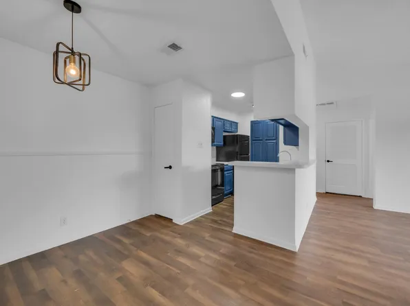 2006 Cloisters Dr APT 2522, Arlington, TX 76011