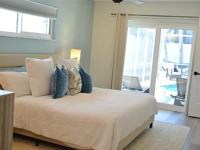 726 Birdsong Ln — Photo 22
