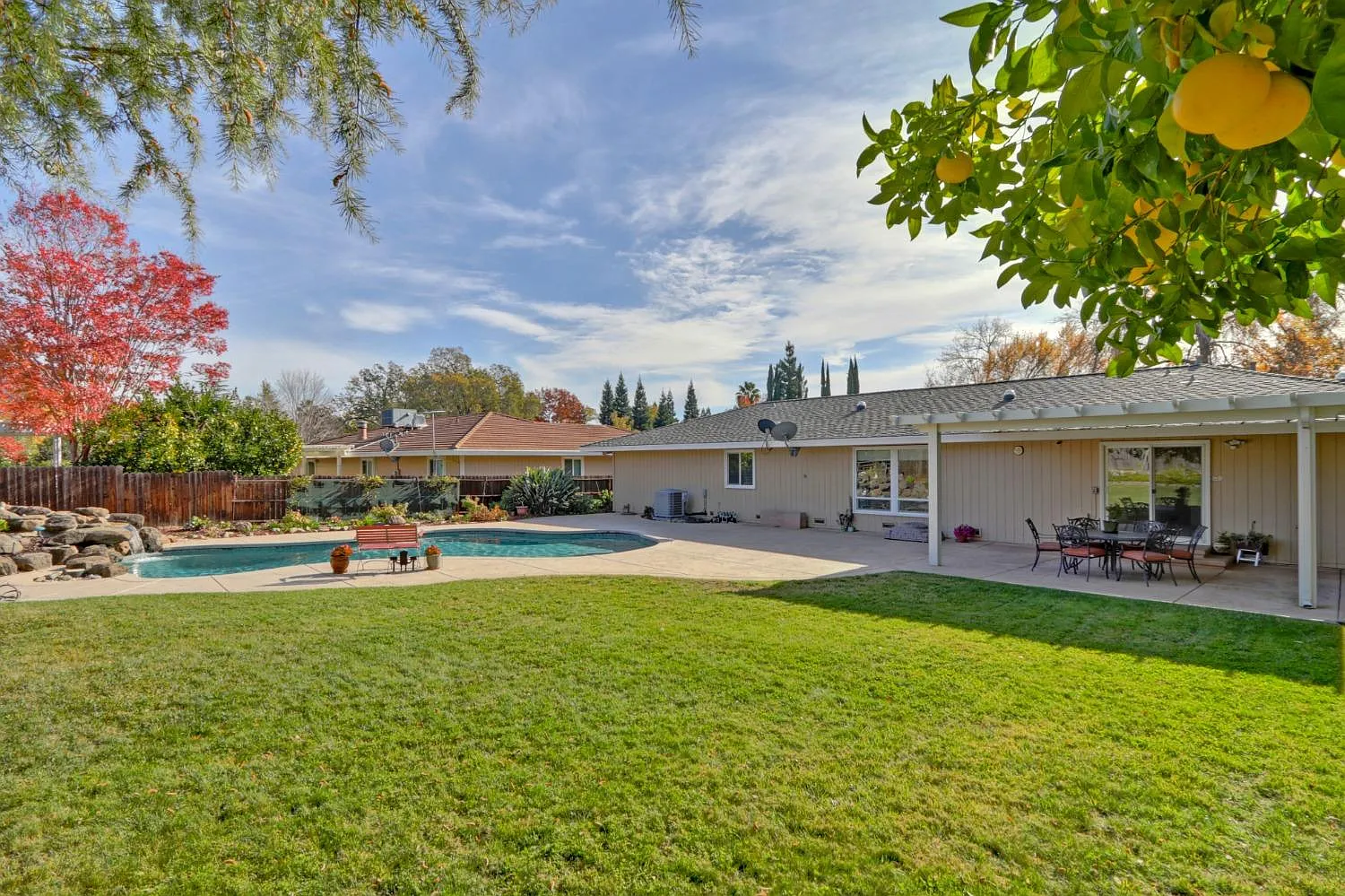 4162 Riva Ridge Dr photo 1
