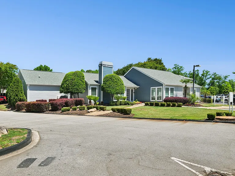 Palmetto Place Apartments — Photo 22