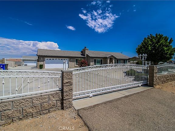 2nd image of 13281 El Rio Rd