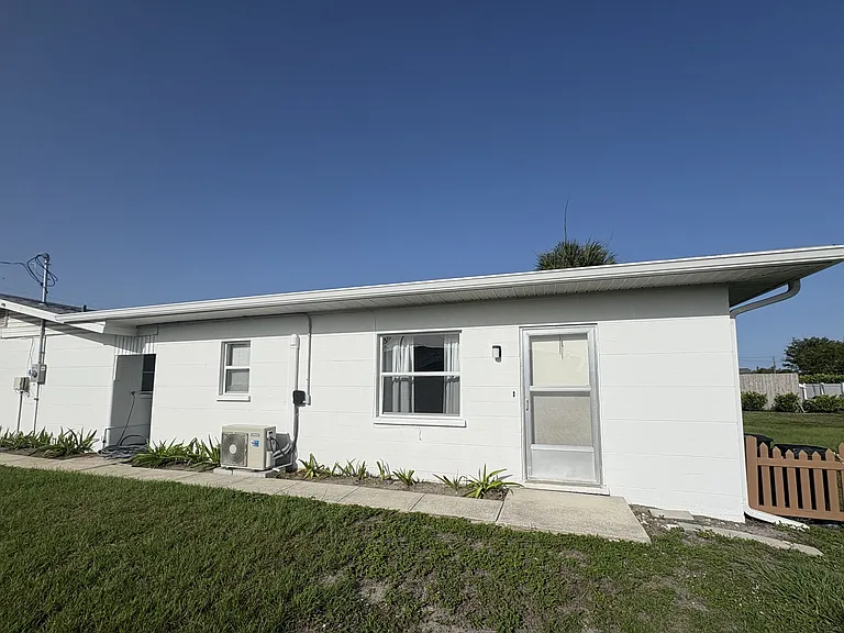 108 Charles Dr — Photo 14