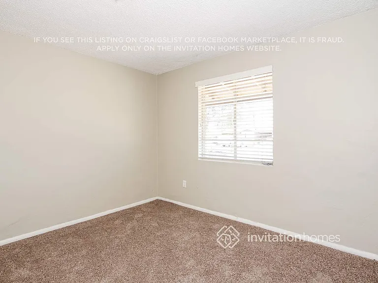 3712 W Catalina Dr — Photo 17