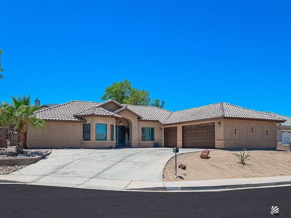 1st image of 1399 W 32nd Pl