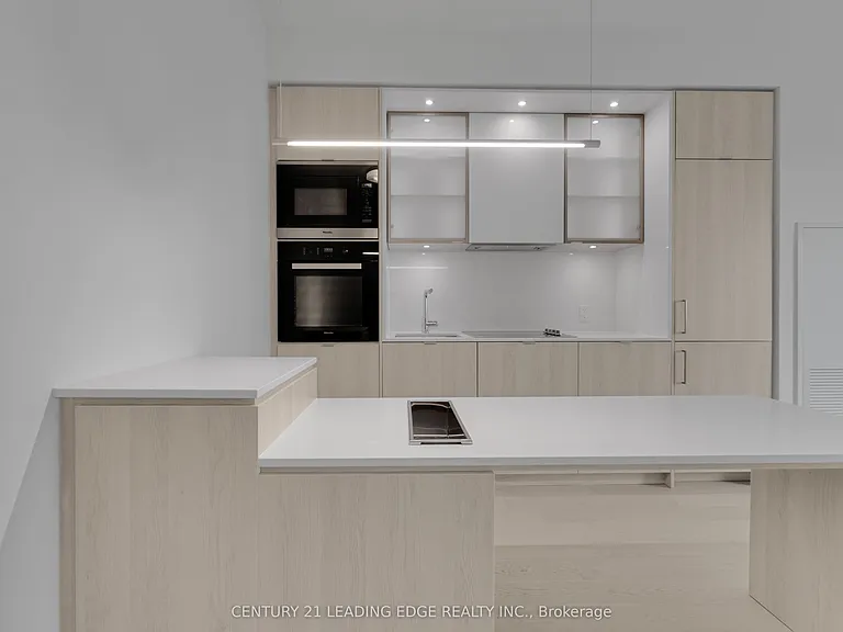 11 Yorkville Ave #3906 — Photo 19