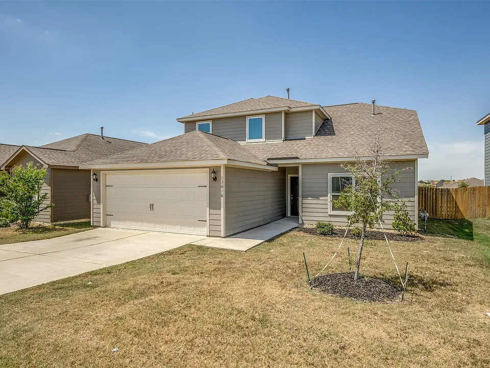 13616 Roosevelt Arch Dr