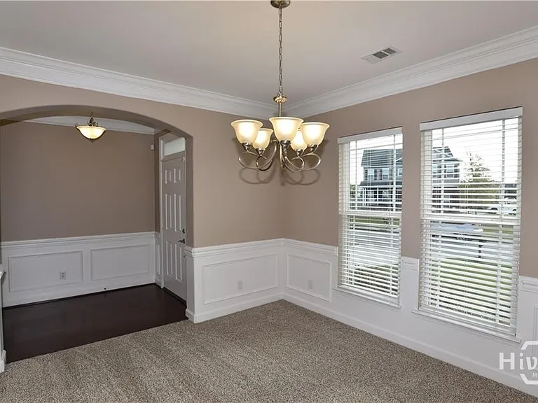 Byron Dr — Photo 2