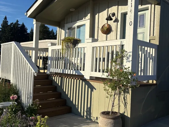 11440 SW Royal Villa Dr, Portland, OR 97224
