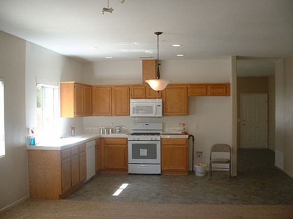 4th image of 3875 Stonemont Dr