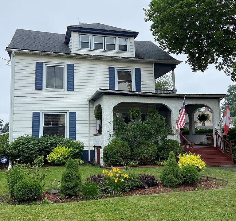1st image of 726 Maple Ave
