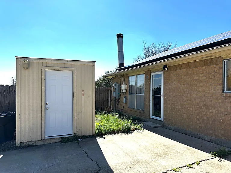 1 E Mountain Ln #MAIN — Photo 7
