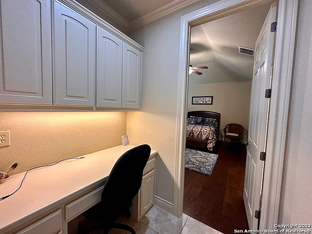 402 Cameron Cir — Photo 21