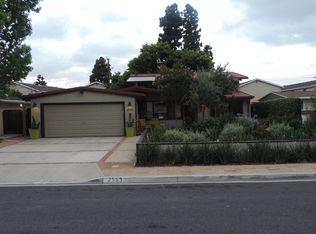 2593 Willo Ln, Costa Mesa, CA 92627