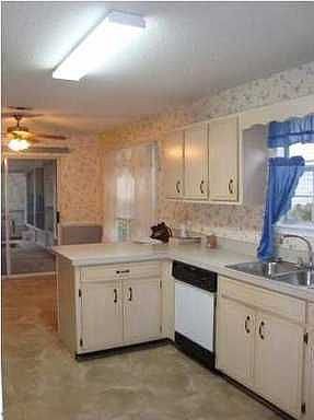 3rd image of 337 Brookwood Blvd