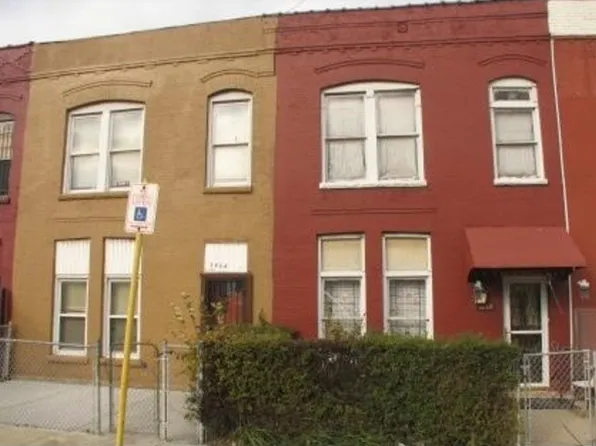 3956 W Ontario St, Chicago, IL 60624