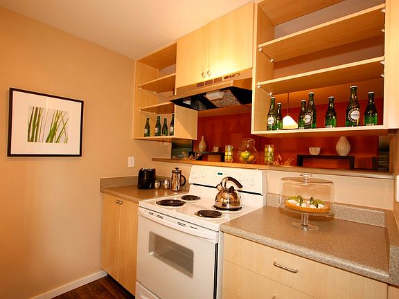 5th image of 12616 NE 144th St APT K102