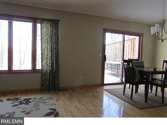 3rd image of 4406 Churchill St