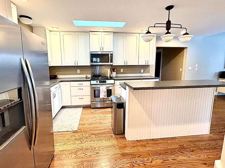 2516 Orchard Dr — Photo 1