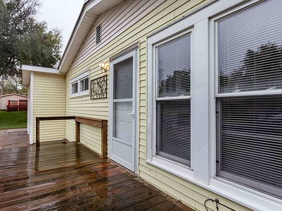 4th image of 326 Dellway St